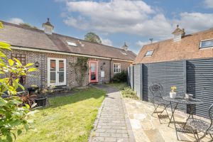 Photo 18- click for photo gallery